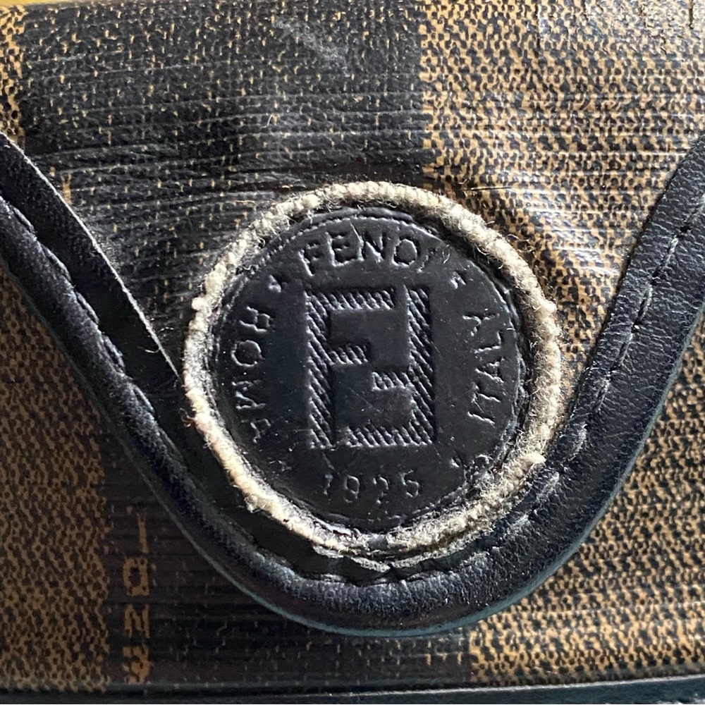 SOLD Vintage 90’s Fendi Sunglasses Sunnies Shades with Case - Picture 8 of 10